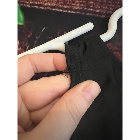 COS Midi Dress Tiered Black Sleeveless Satin Scoop Neck Womens Size 10 Large - Picture 9 of 9